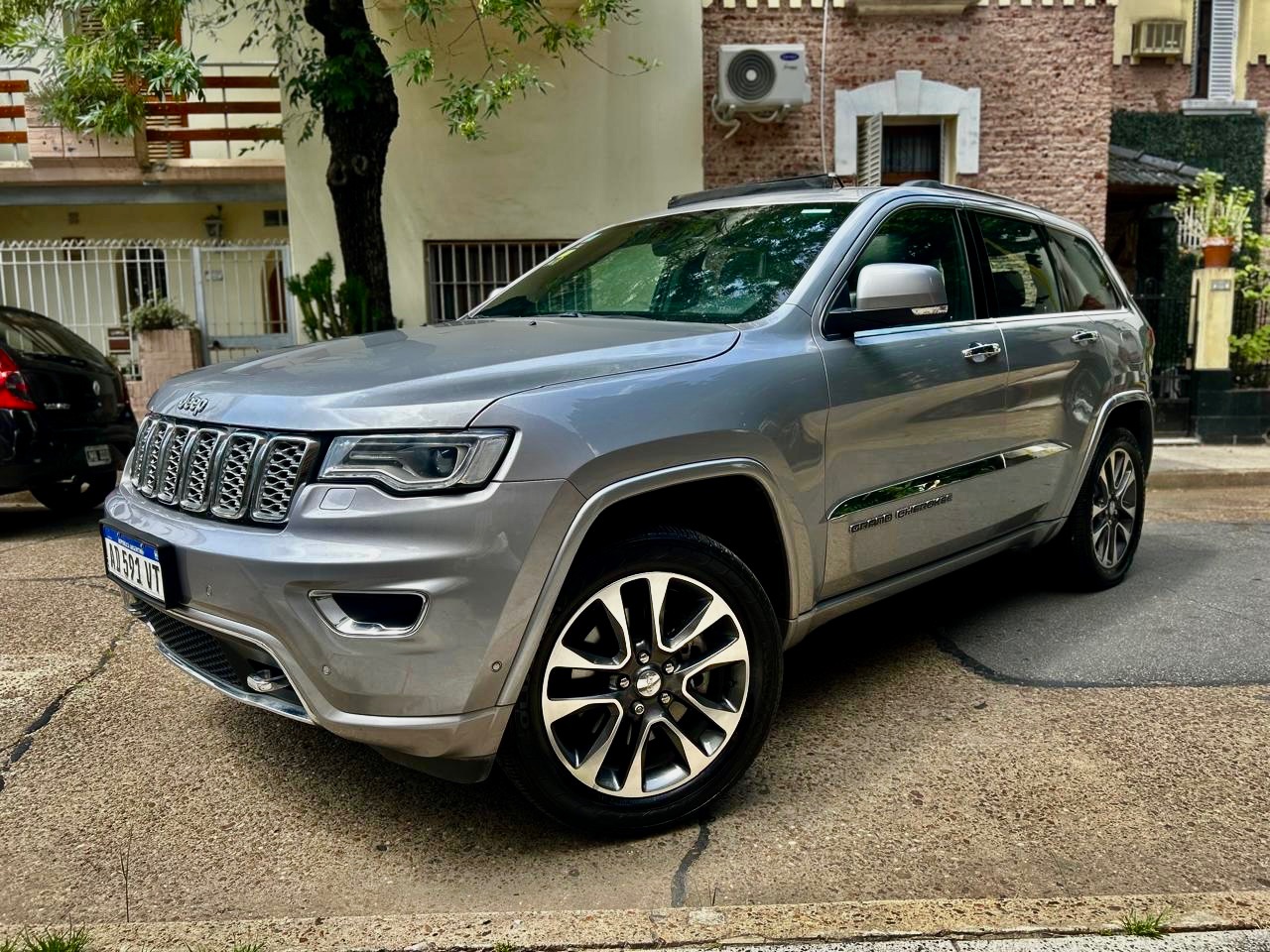 Grand Cherokee